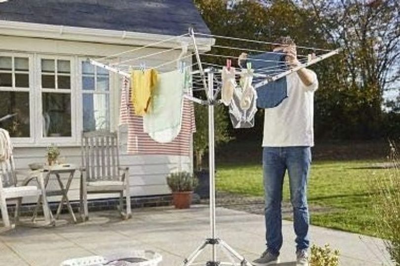Portable washing line with £10 off hailed as 'best thing since sliced bread' by shoppers